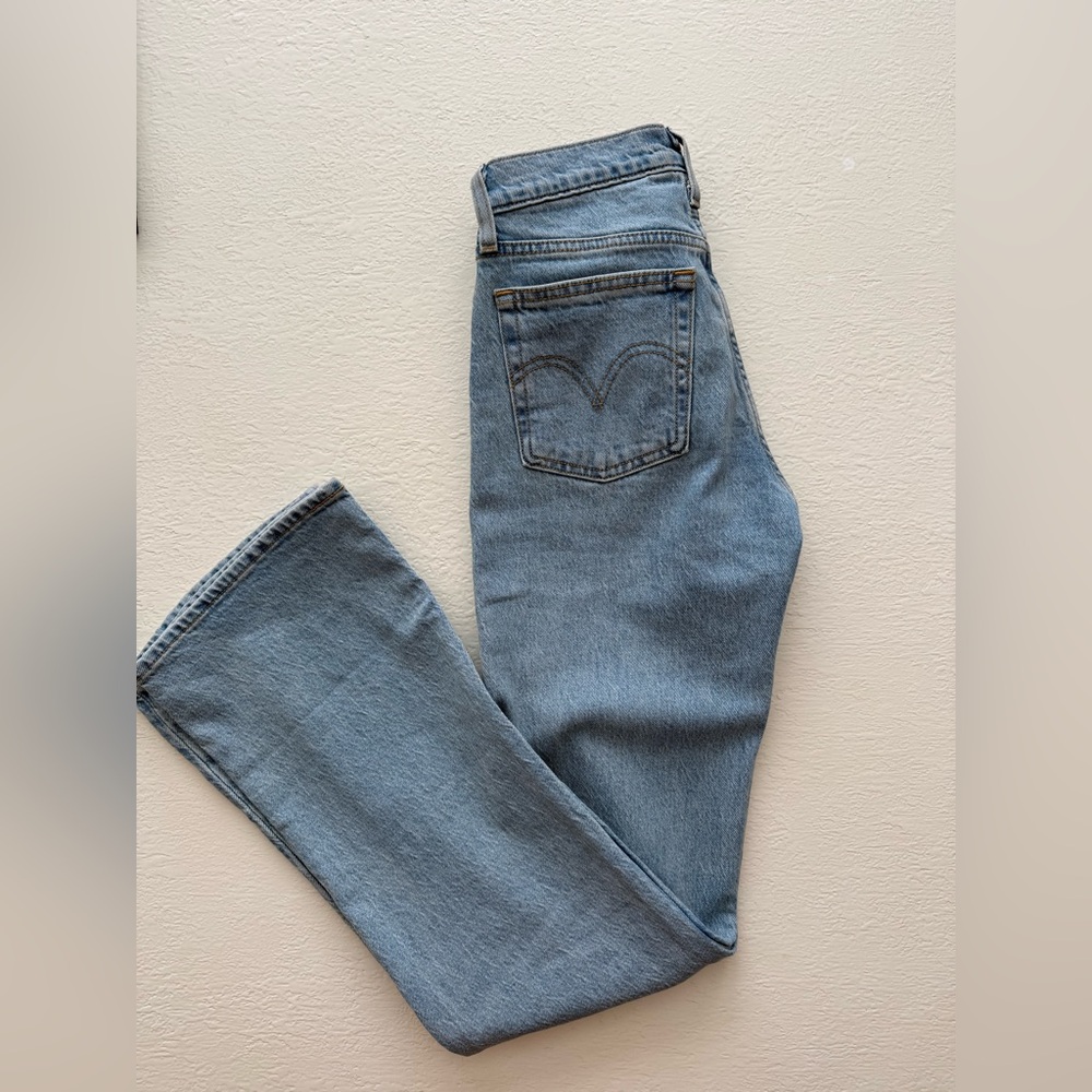 Levis Wedgie Bootcut size 25x34 in Light Wash